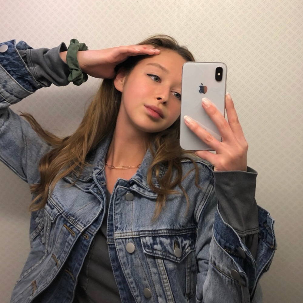 Meet your Posher, Nicole